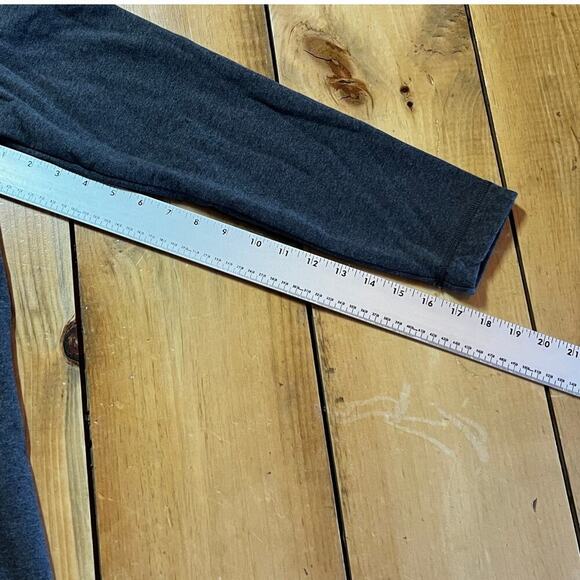 Eddie Bauer women's grey pullover v-neck sweater. Pockets. Fleece lined. Large - Picture 6 of 9